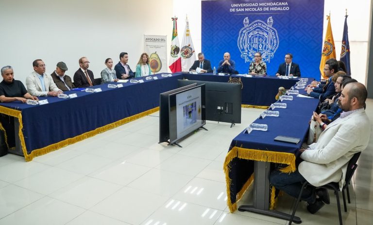Inician UMSNH y AOMA ruta colaborativa en materia de investigación sobre el aguacate