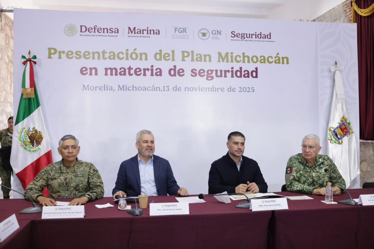 Concluye reunión de seguridad en Morelia, van a Uruapan