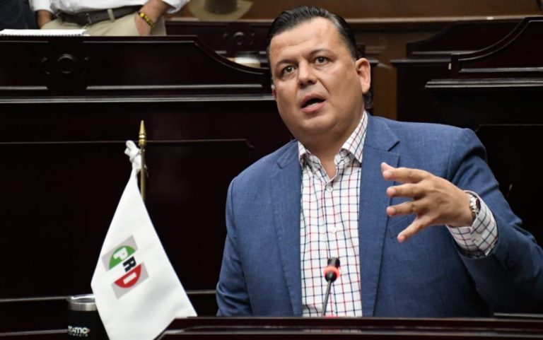 Valencia Reyes alerta sobre violencia “terrorista” en Michoacán tras ataques en Cotija y Coahuayana