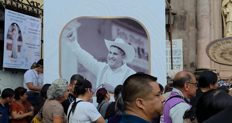 Acusa gobernador «flexibilidad» de seguridad de la escolta personal de Carlos Manzo