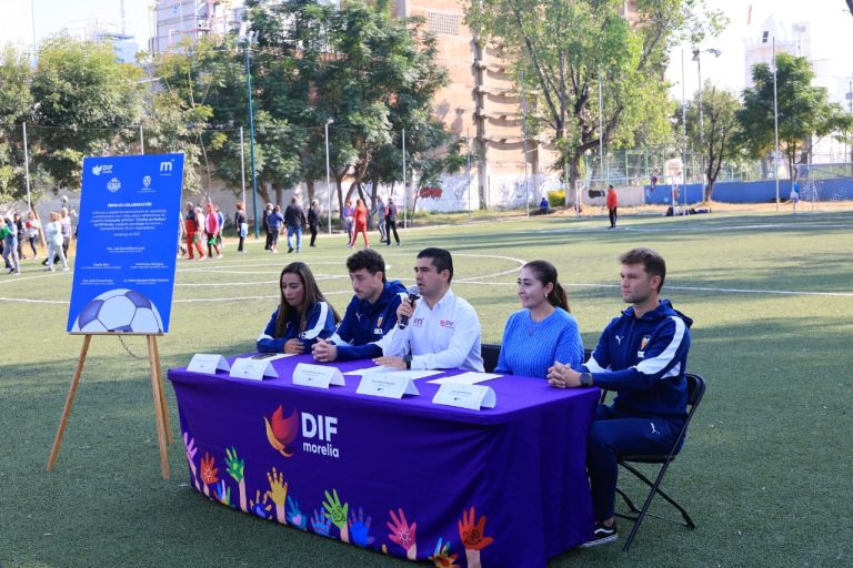 Firman convenio de colaboración DIF Morelia con el Valencia Club de Fútbol