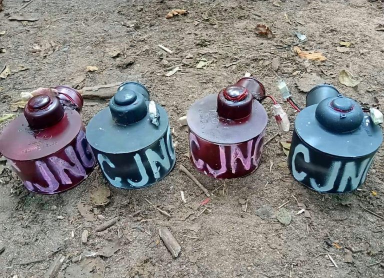 Localizan e inhabilitan explosivos improvisados, en brecha de Apatzingán