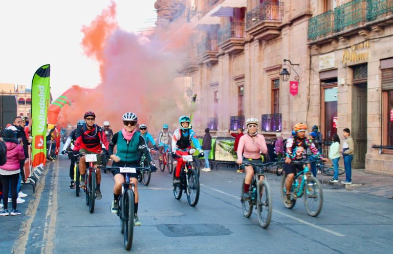 Más de mil pedalistas se dieron cita en la competencia de ciclismo de montaña “Morelia Bike Marathon 2025”