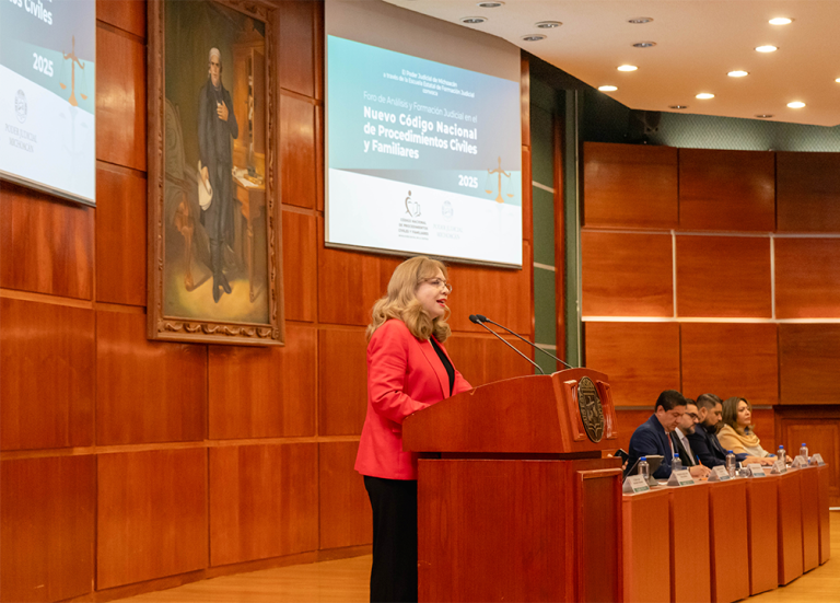 Para garantizar un alto nivel de calidad en la impartición de justicia, es prioritaria la capacitación