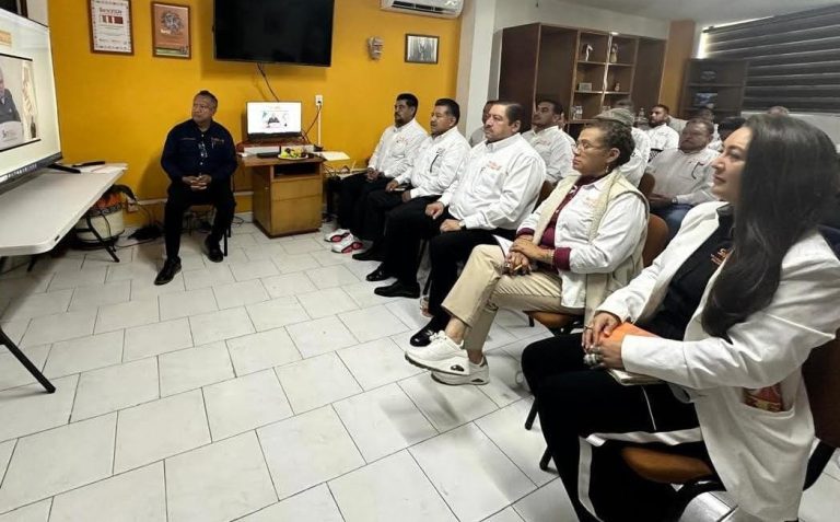 Exige SNTE a gobierno bedollista asignar mayor recurso a educacion para que no haya pretextos en cumplirles