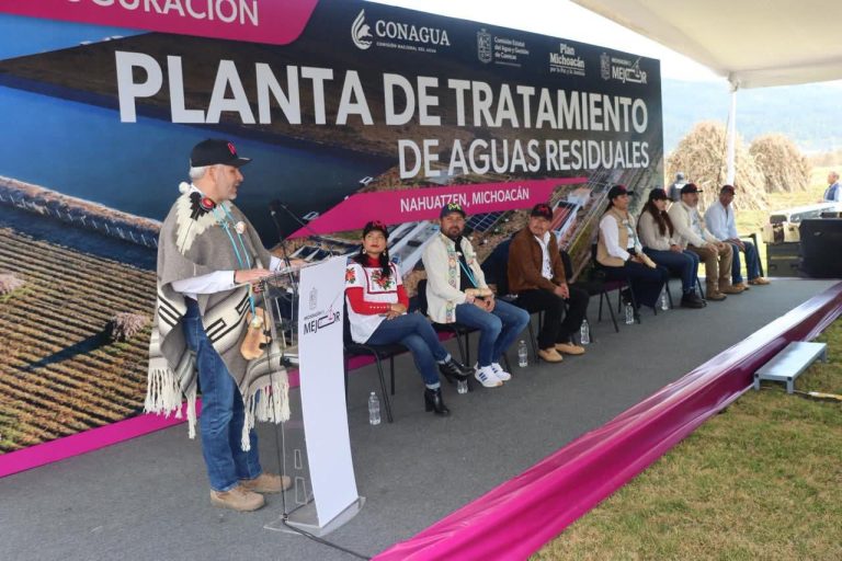 Inaugura Bedolla planta de aguas residuales en Nahuatzen