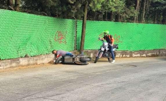 Ataque armado contra motociclistas deja dos muertos en Uruapan