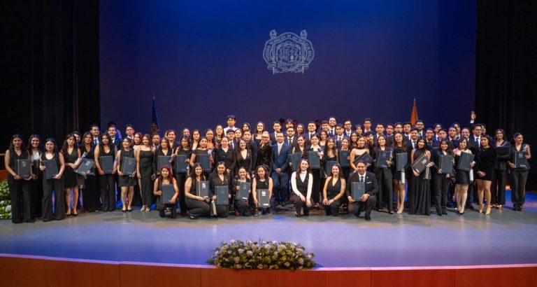 La educación pública sigue siendo el motor más potente de movilidad social y de justicia que tiene Mèxico: Yarabí Ávila