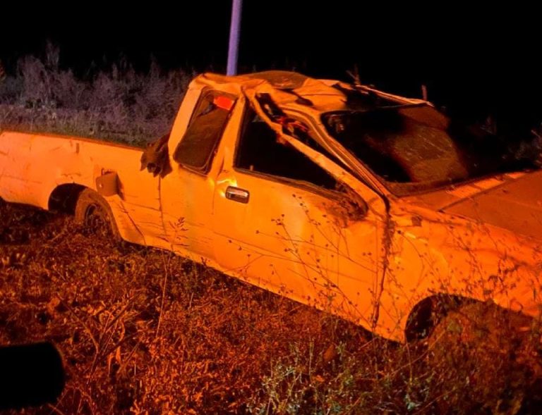 Muere joven tras volcadura en la carretera Zimanca-Pinzándaro
