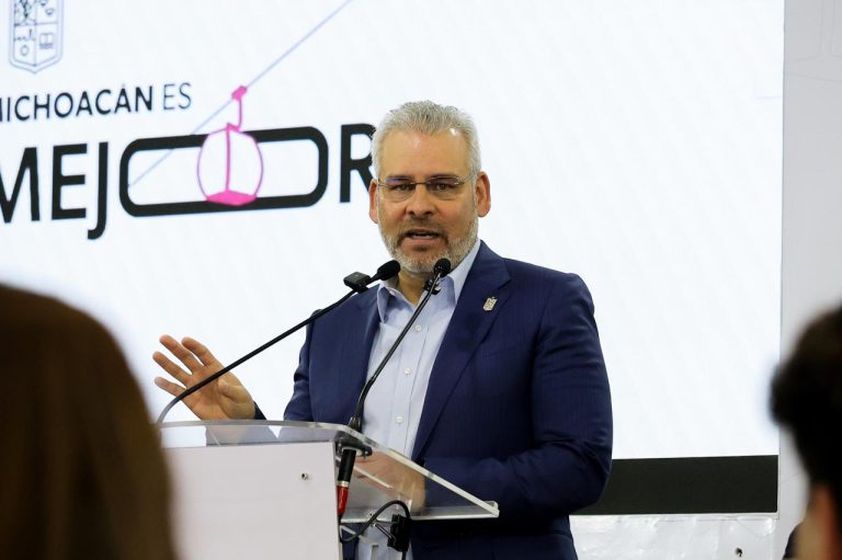 Fiscalía y Marina investigan presunta fábrica de vehículos blindados artesanales en Coahuayana