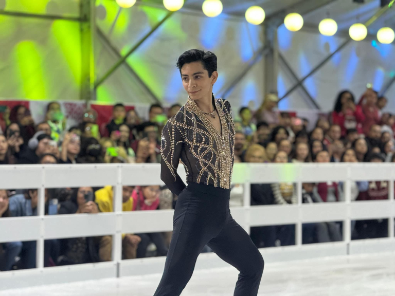Por tercera ocasión el patinador Donovan Carrillo inaugurará la pista de hielo de la Villa Navideña de CECONEXPO