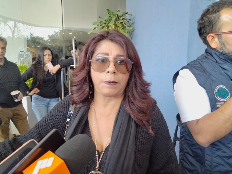 Colapso sanitario: trabajadores desamparados, hospitales sin insumos y medicamentos insuficientes