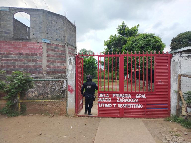 Descartada presencia de personas armadas en primaria de Uruapan