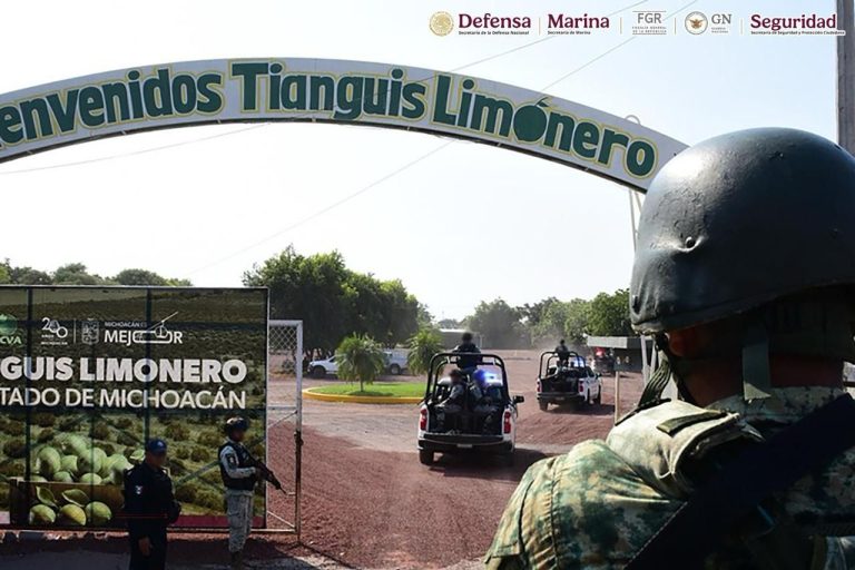 Detienen a cinco personas y aseguran cerca de un centenar de cartuchos en Michoacán