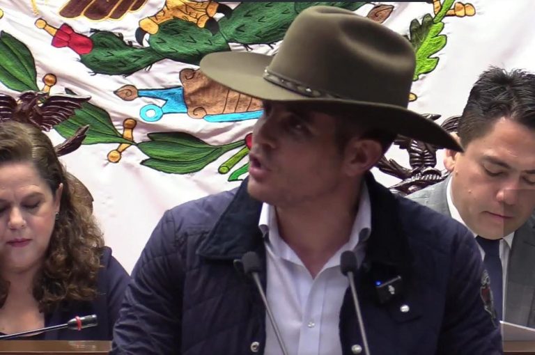 Propone Carlos Bautista cárcel para familiares que encubran a delincuentes y seguridad federal obligatoria para alcaldes