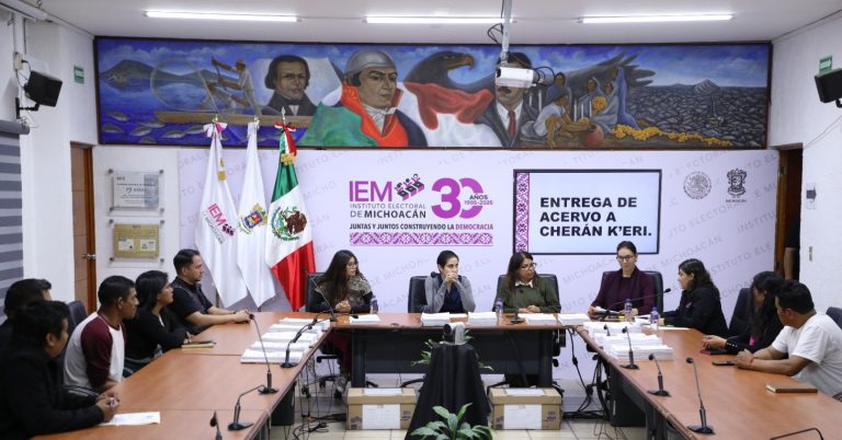 Entrega IEM a la comunidad de Cherán-K’eri copias certificadas de su archivo histórico sobre el proceso de autogobierno