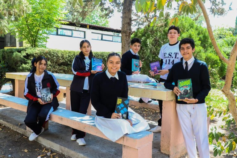 Impulso a la lectura llega a todas las regiones del estado: Gabriela Molina