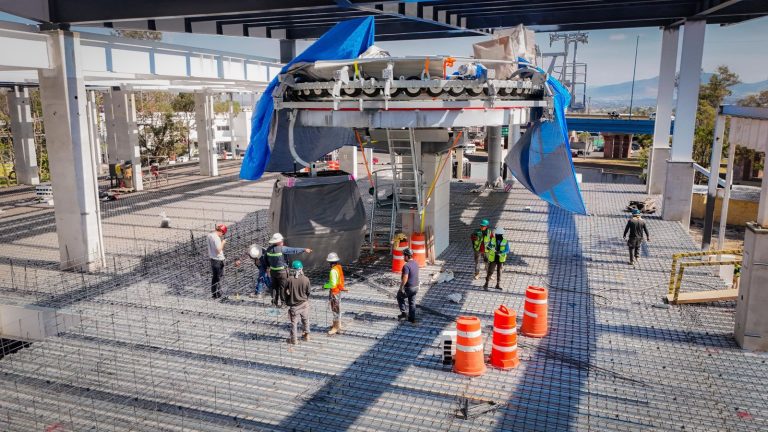 Montan primera cabina del teleférico de Morelia: Gladyz Butanda