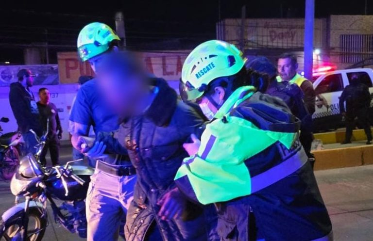 Motociclistas protagonizan aparatoso choque, en Zamora