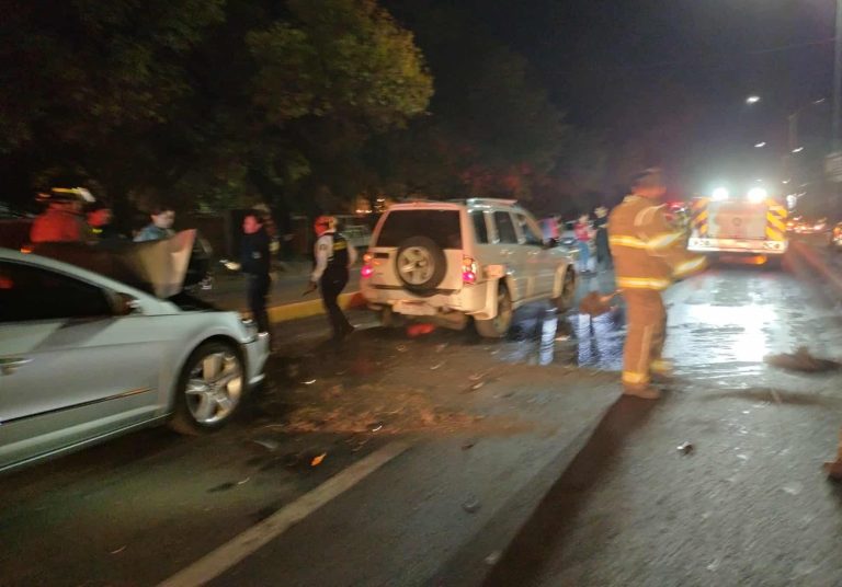 Accidentes de tránsito dejan un lesionado y daños materiales sobre Calzada La Huerta, en Morelia