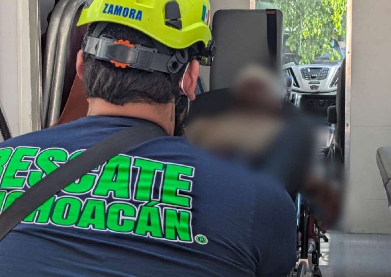 Violenta riña a machetazos y martillazos deja dos heridos