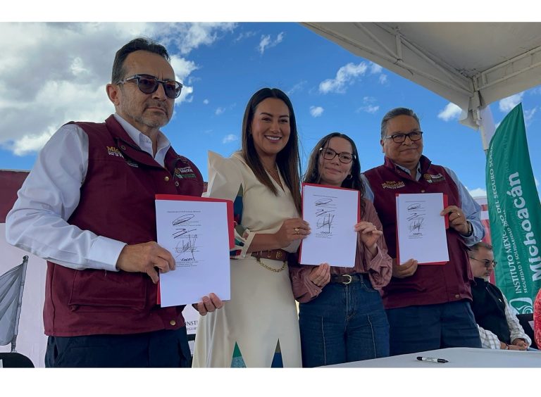 Toma IMSS protesta a comité ciudadano para obras en Zacapu, Michoacán