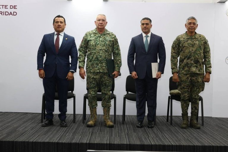 Detienen a dos más, relacionadas con el homicidio de Carlos Manzo, uno era parte de su equipo de protocolo