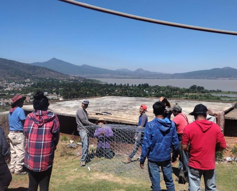 En 2 años, más de 2 mil familias impulsaron rescate del lago de Pátzcuaro: Secma