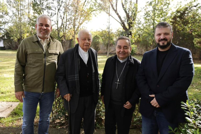 Bedolla y arzobispo de Morelia unen esfuerzos para pacificar al estado