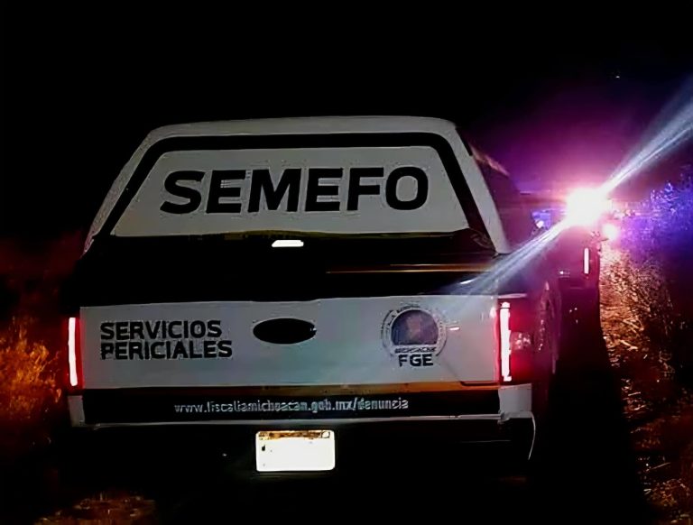 Hallan otro cadáver «encobijado» en zona rural de Apatzingán