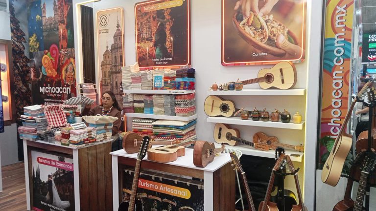 Michoacán presente en la Feria Estatal de León con lo mejor de su artesanía