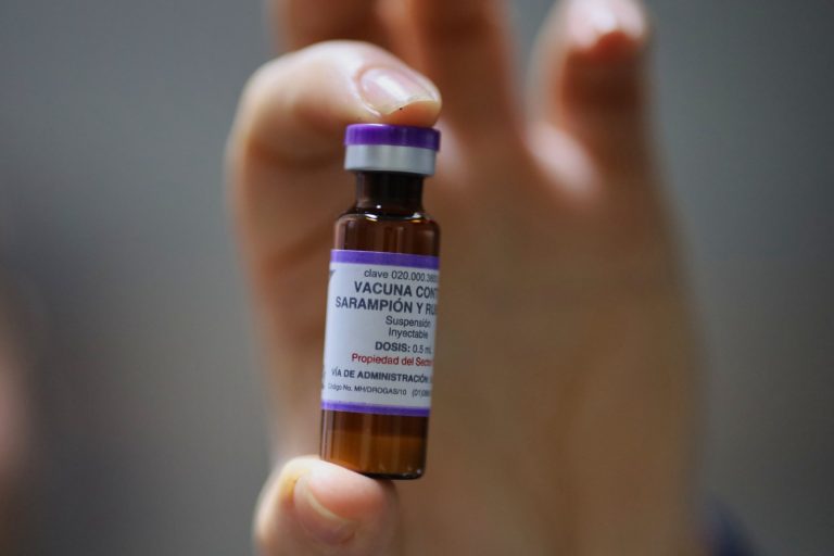 Piden aplicarse vacuna y refuerzo contra Sarampión en el estado