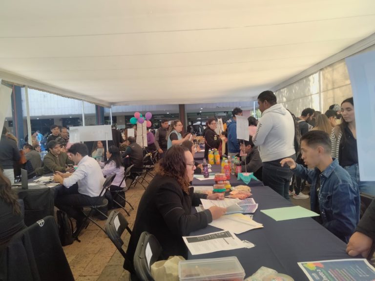 Con 475 plazas, realizan primera Feria Nacional del Empleo en la capital michoacana