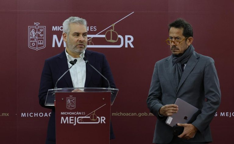 Advierte Bedolla retrasos en formalidad laboral del sector aguacatero