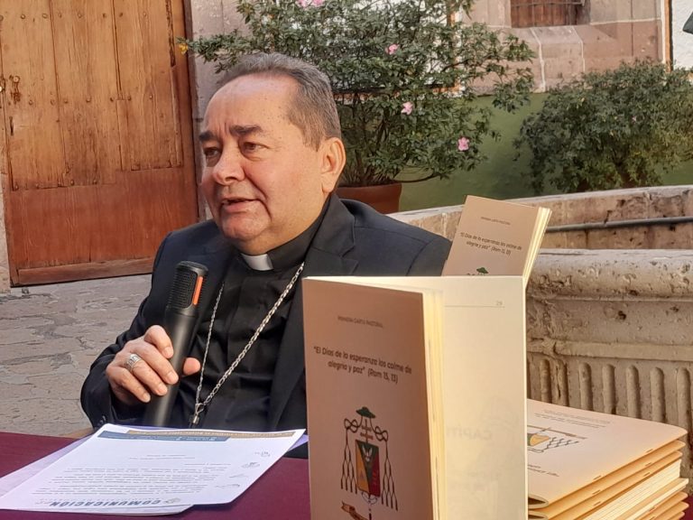 El hecho de colaborar con gobierno no significa «que vamos a callar» y a dejar de denunciar: arzobispo