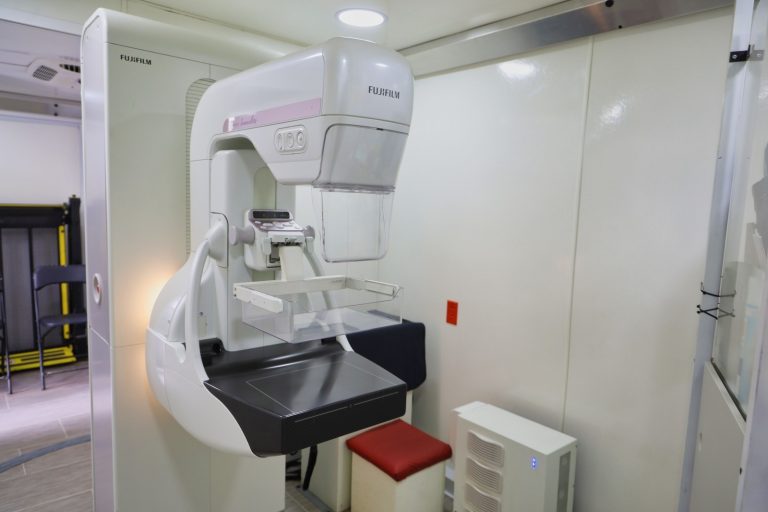 Más de 50 mil mujeres beneficiadas en 2025 con mastografías gratuitas: SSM