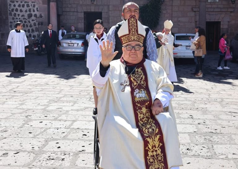 Regresar a la docencia y formación de sacerdotes, propósito de Arzobispo Emérito Carlos Garfias
