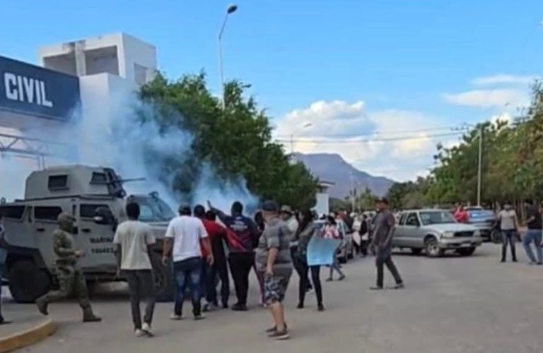 Despliegue de la Marina en Huetamo deja presuntas detenciones y protestas ciudadanas