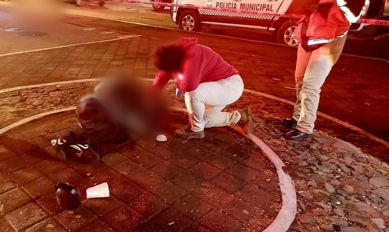 De diez balazos, hombre es asesinado cerca del templo de Cristo Rey, en Jacona