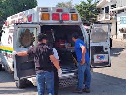 Riña entre sujetos alcoholizados deja un lesionado en gasolinera de Antúnez