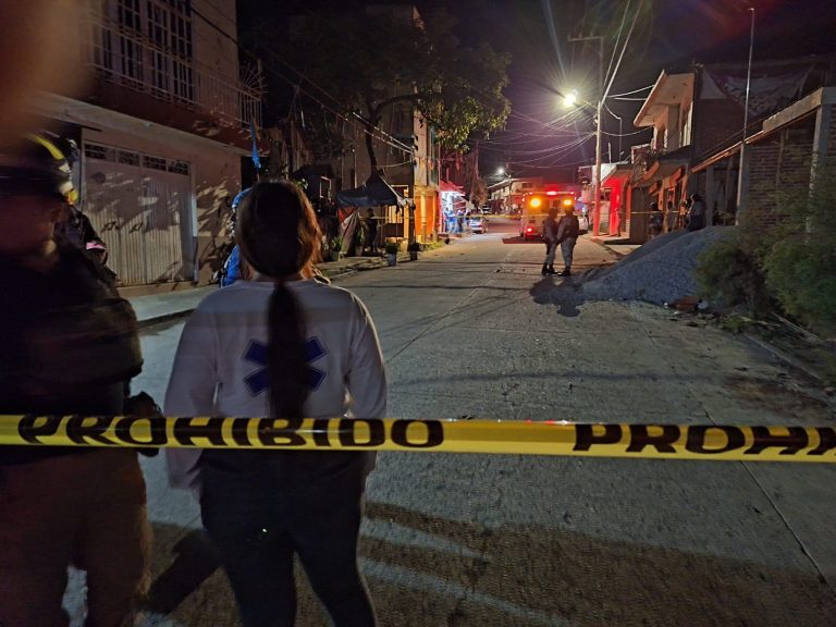 Dos jóvenes asesinadas y un hombre lesionado, saldo de agresión armada en Uruapan