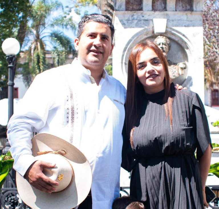 Quieren callarme como con Carlos, denuncia Grecia Quiroz enjuiciamiento político