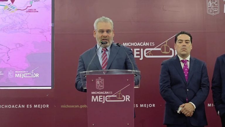 Morena, no gobierno, el que define tiempos para elegir candidatos al 27: Bedolla