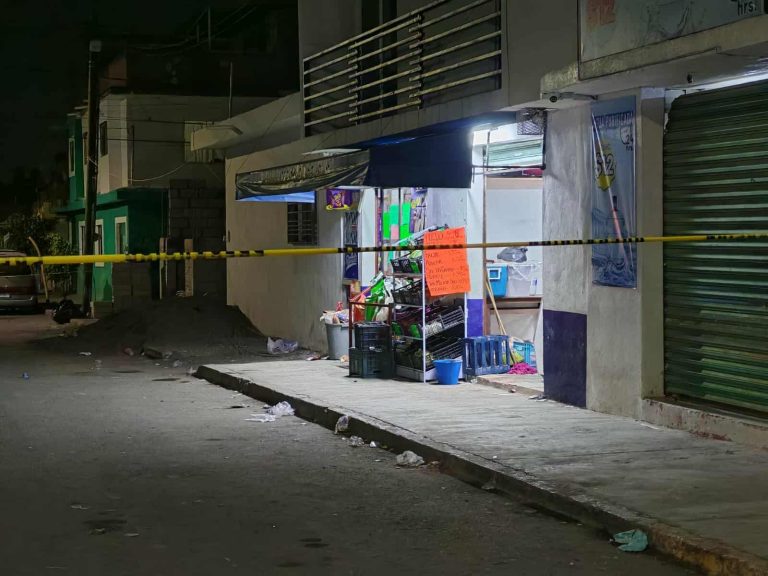 Balean a hombre dentro de tienda de abarrotes en la colonia moreliana Tierra y Libertad 
