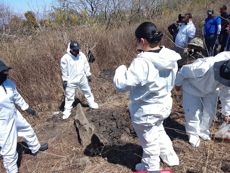 Continúan acciones de búsqueda forense en el Cerro de la Cruz, en Jacona