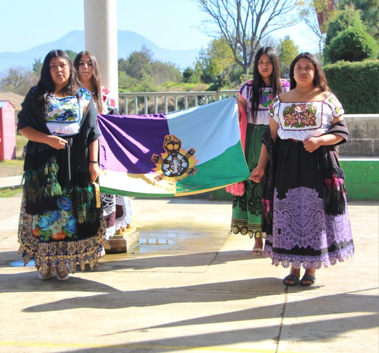 Más de 2 mil estudiantes Cecytem reciben clases de lenguas originarias