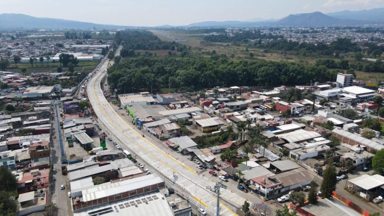 Paso La Hielera en Uruapan agiliza la capacidad exportadora de la región