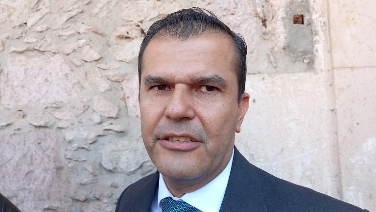 Juan Manzo acusa a Grecia Quiroz de encubrir al general Jiménez por asesinato de ex alcalde