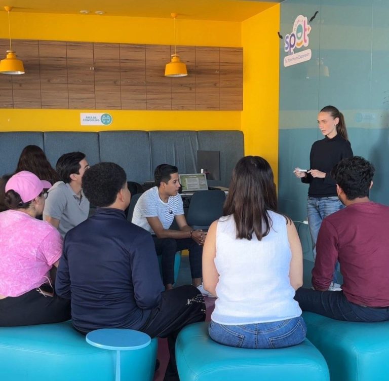 Ayuntamiento consolida alianza internacional para fortalecer Centros Spot