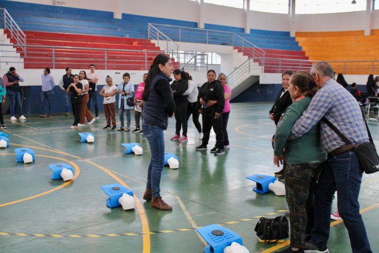 Ayuntamiento y colonias avanzan en prevención; arrancan curso de primeros auxilios